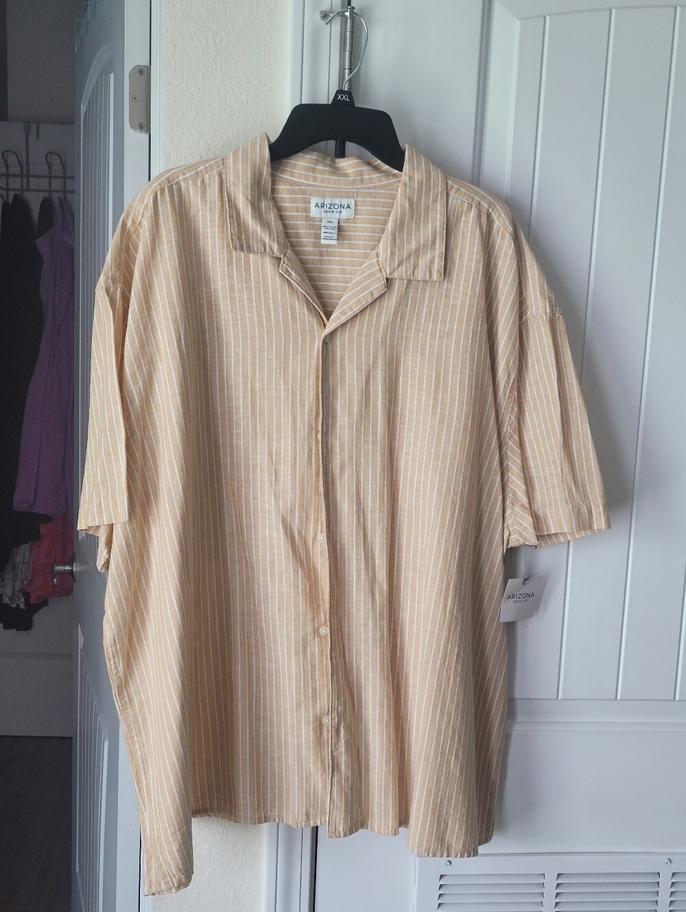 Arizona Jean Company pale yellow White Striped Short-Sleeve Button-Up Shirt NWT
